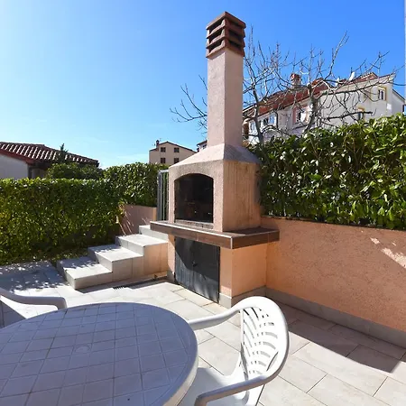 Apartment Josip 1562