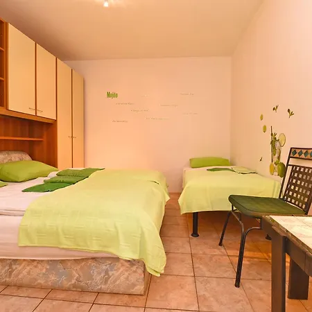 Josip 1562 Apartamento *